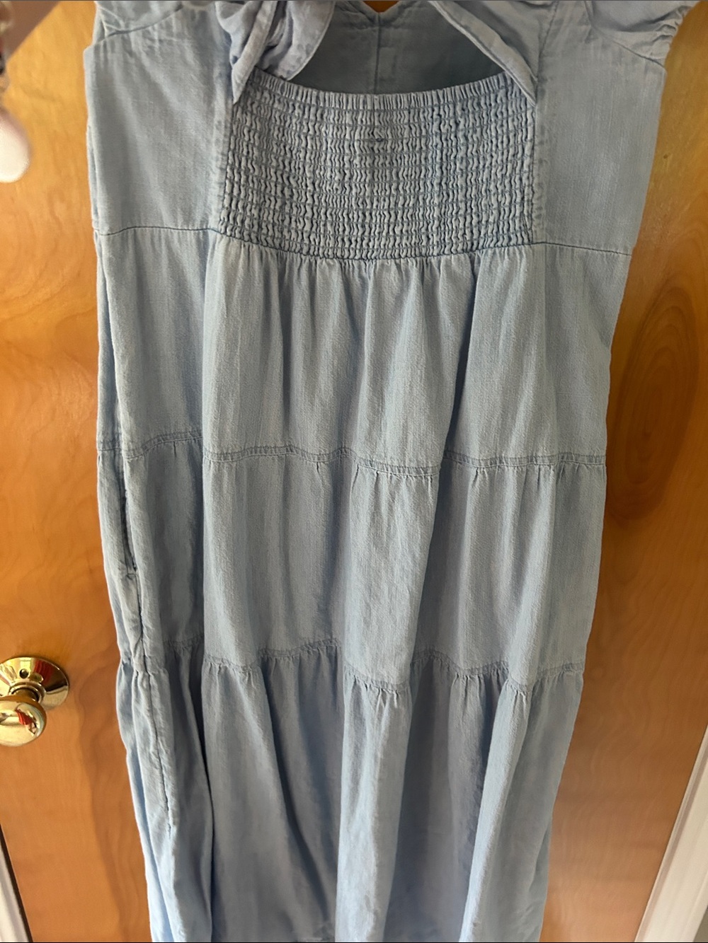 Old Navy Light Blue Tiered V-Neck Midi Dress with Puff Sleeves - Picture 6 of 8